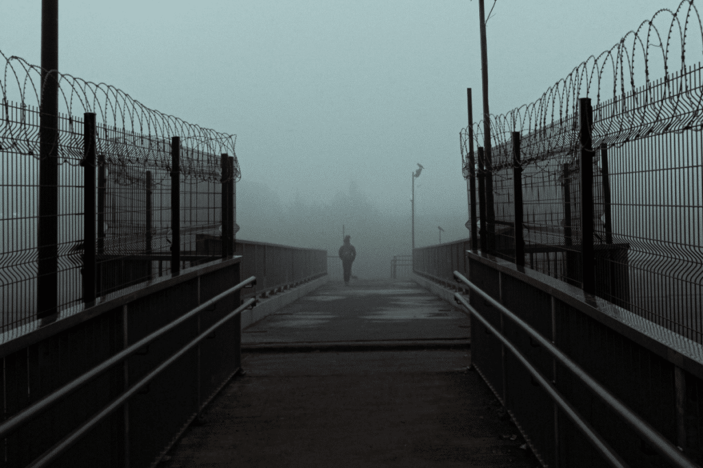 Het nieuwe EU-pact en de gevolgen voor migratiedetentie in België